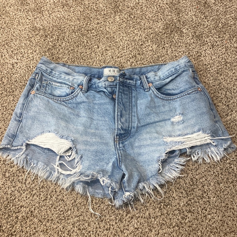We the Free shorts. Size 28